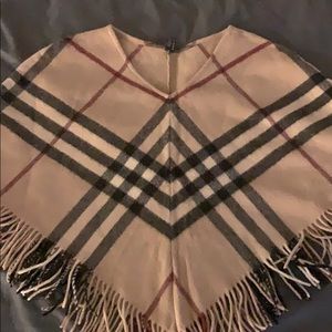 Burberry pancho